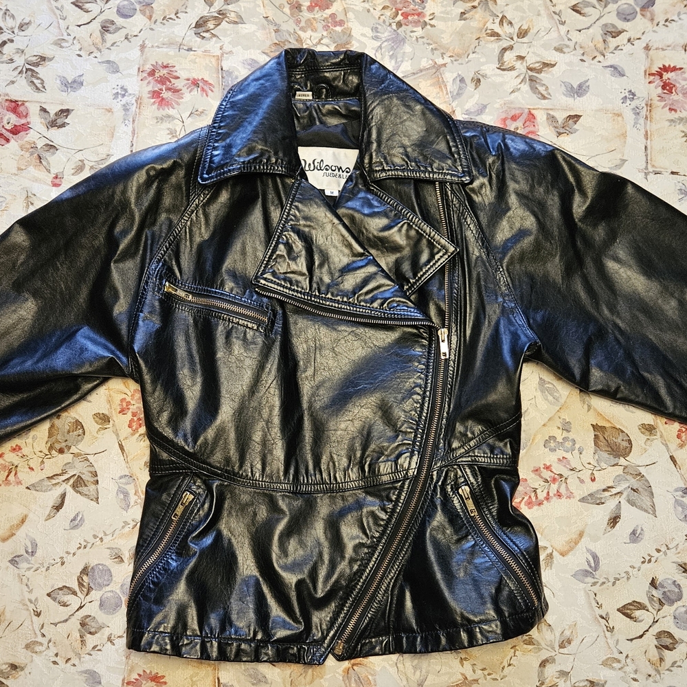80's Vintage Wilson Women's Sleek Black Leather Jacket